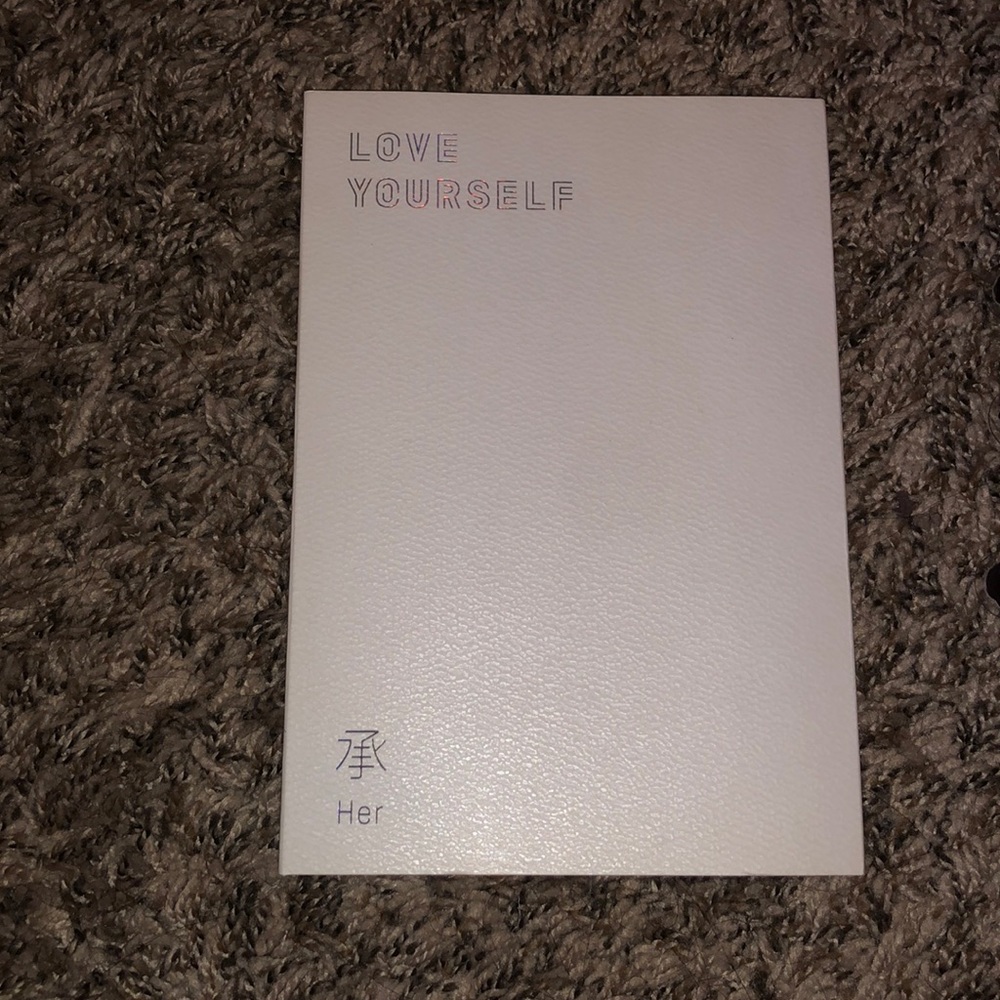 BTS LOVE YOURSELF ALBUM HER